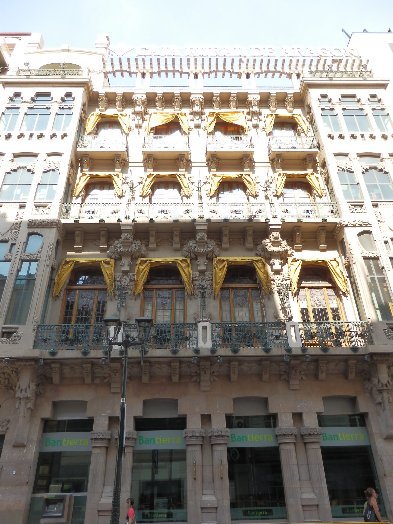 Calle Coso, centro de Zaragoza